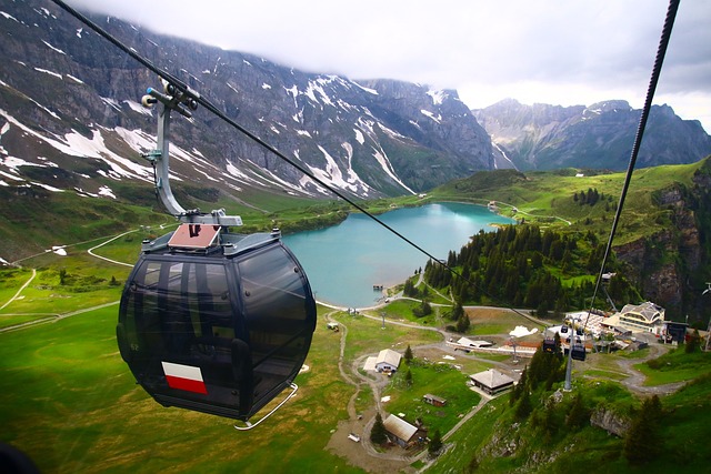 Titlis-Express gondola lift