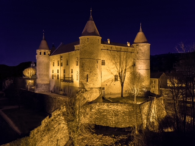 Schloss Grandson bei Nacht - Grandson Castle by night